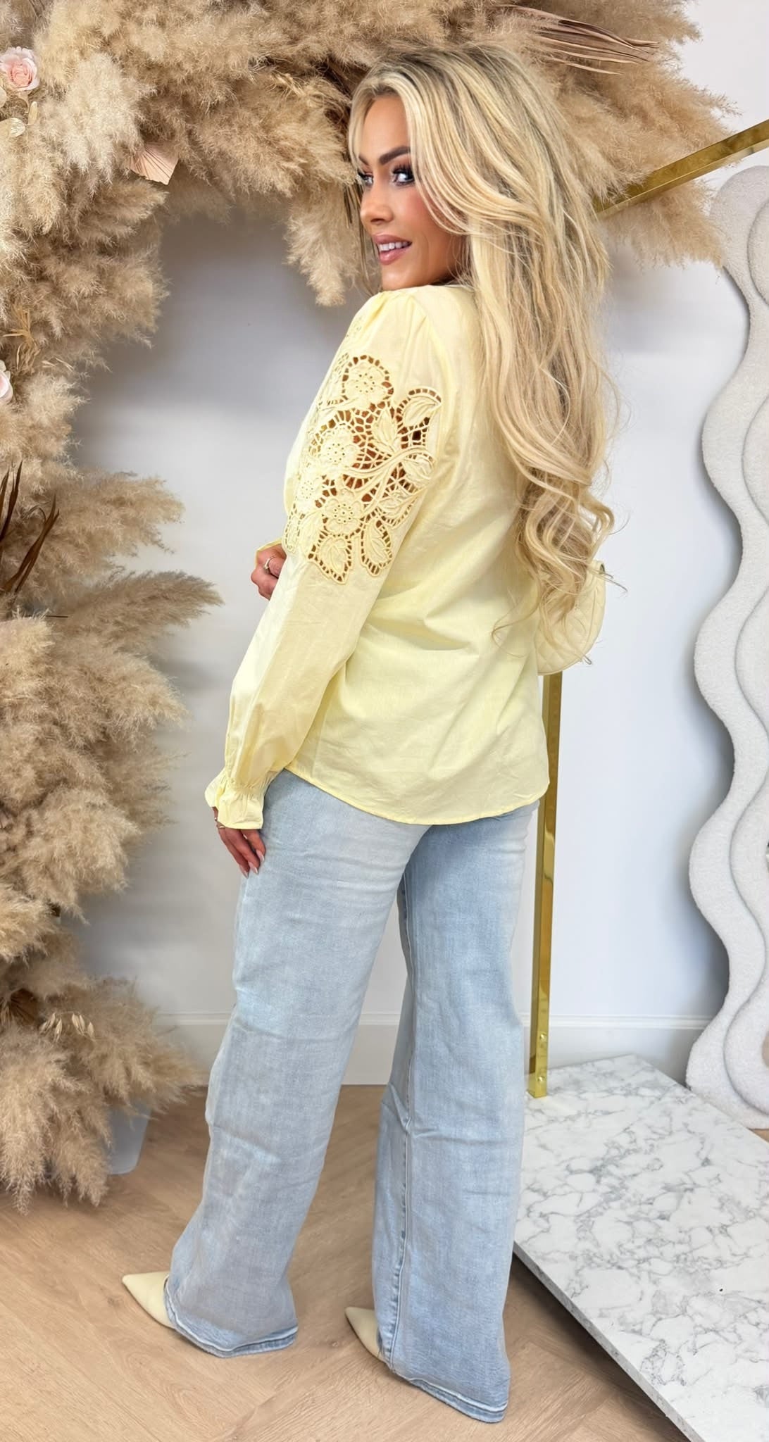 CUTE BRODERIE SLEEVE BLOUSE B001 YELLOW