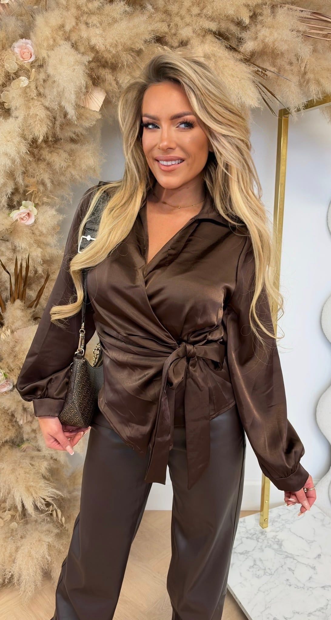 ELIZA SATIN BOW BLOUSE CHOCO