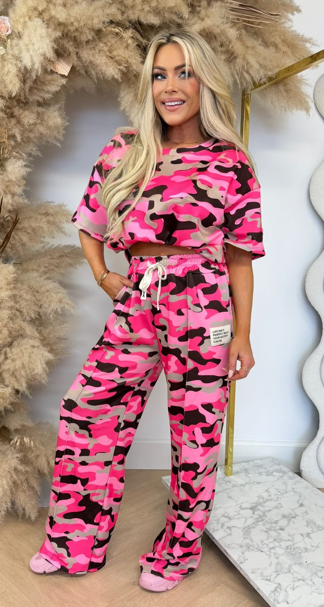 LOUNA ARMY EMBLEEM SET PINK