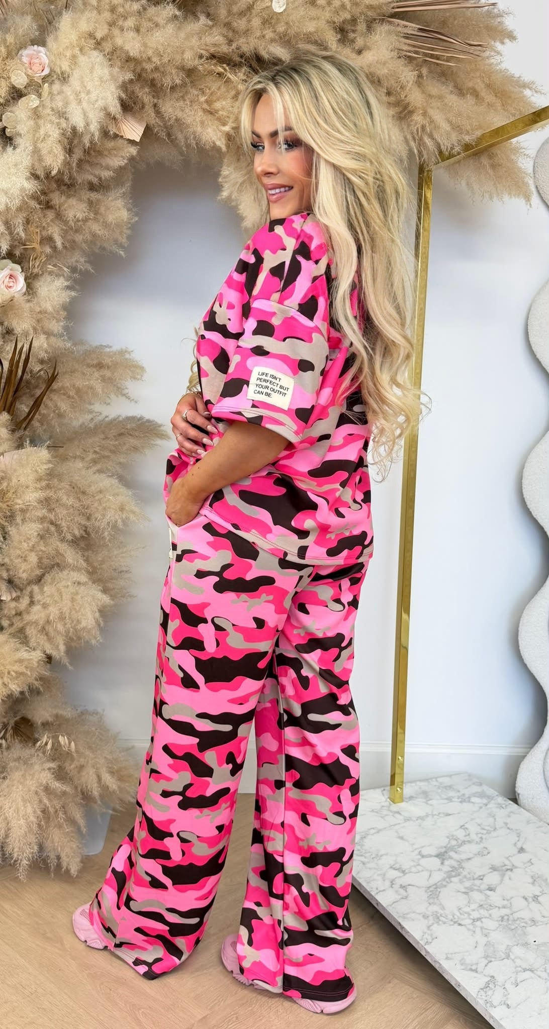 LOUNA ARMY EMBLEEM SET PINK
