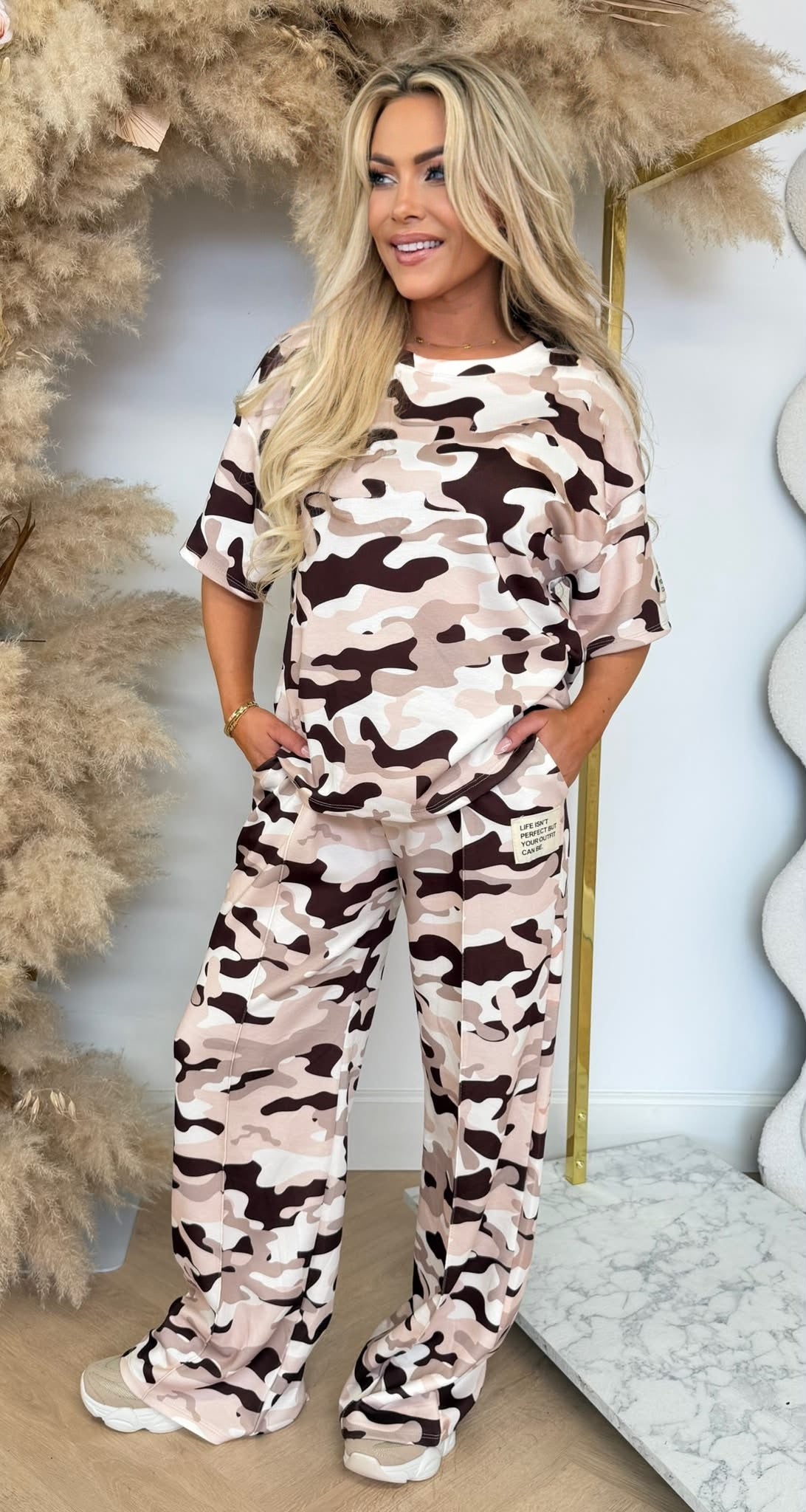 LOUNA ARMY EMBLEEM SET BEIGE