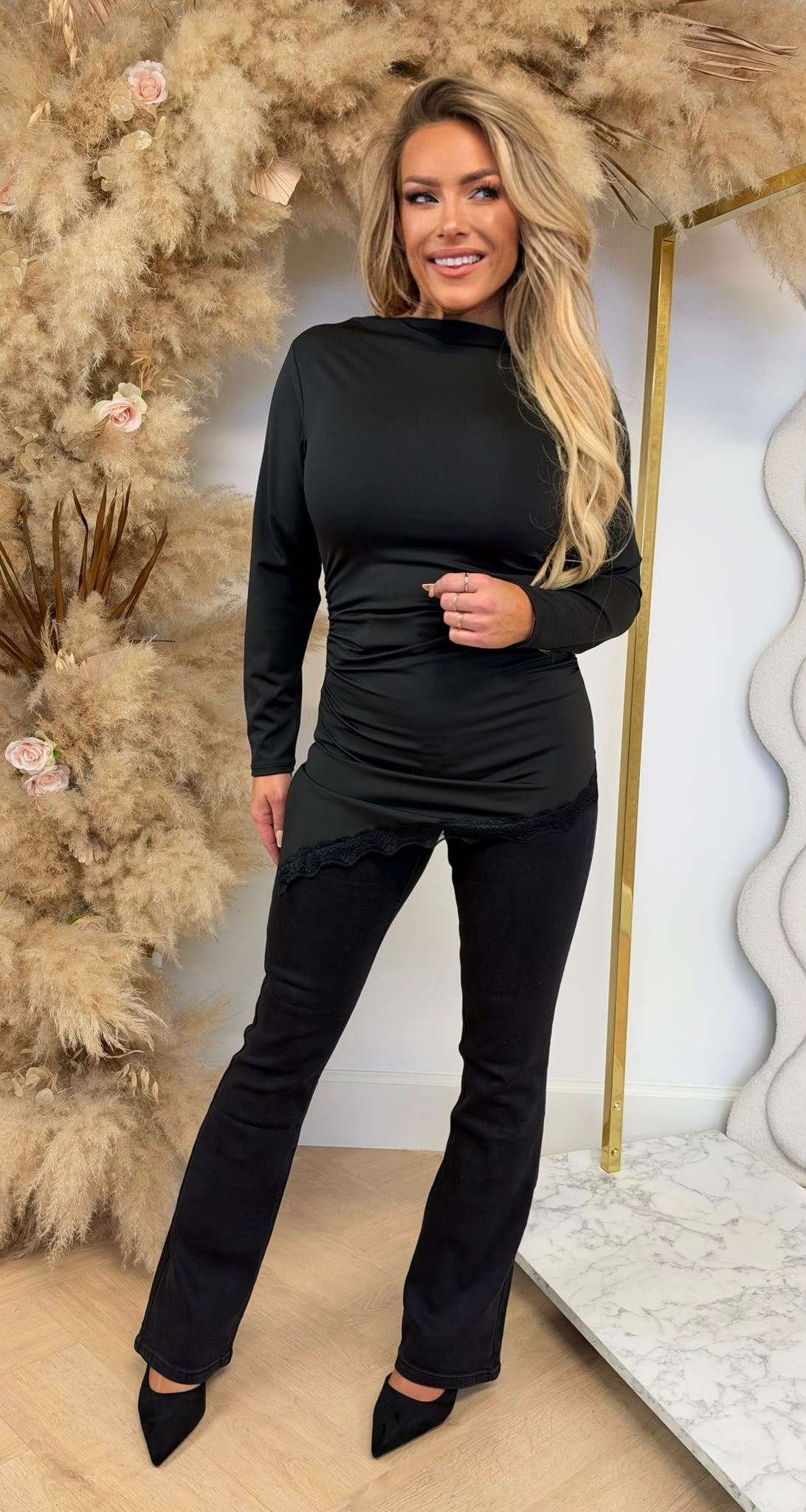 LACE BOTTOM LONGSLEEVE TOP BLACK