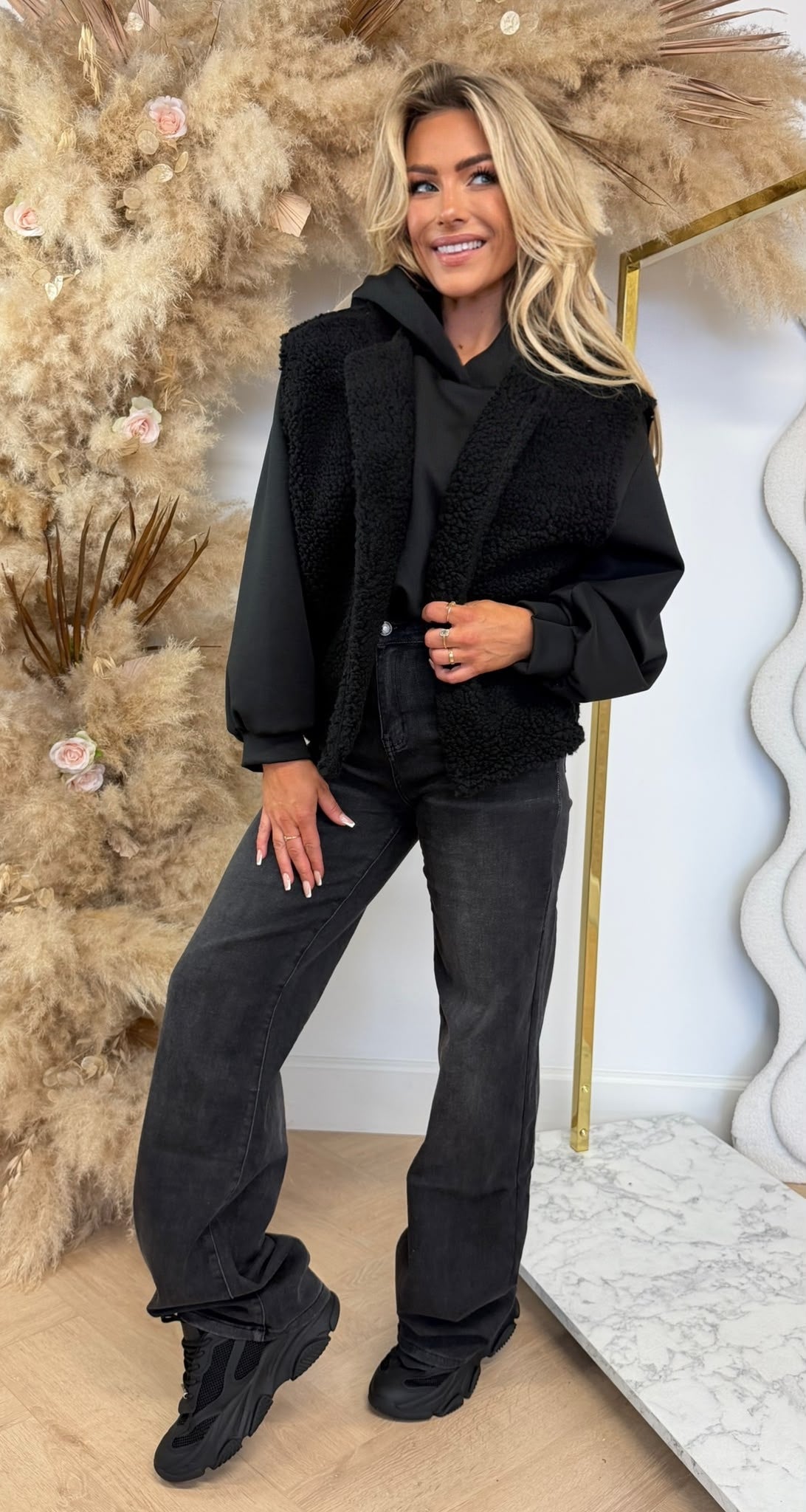 SHEEP GILET BLACK
