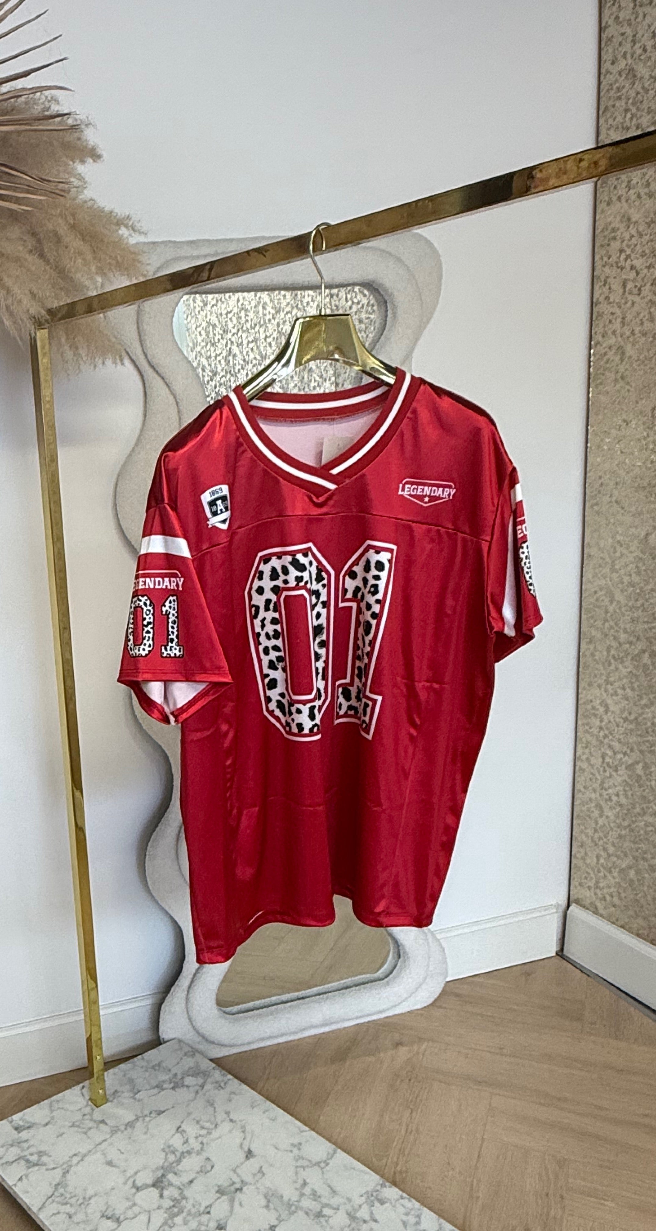 LEGENDARY 01 BASEBALL TEE RED