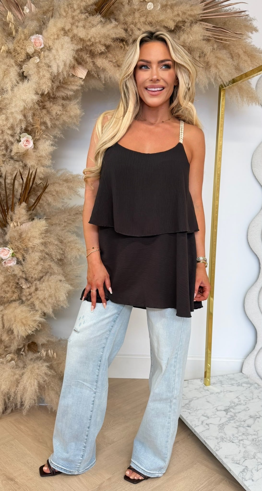 VLECHT RUFFLE TOP CHOCO