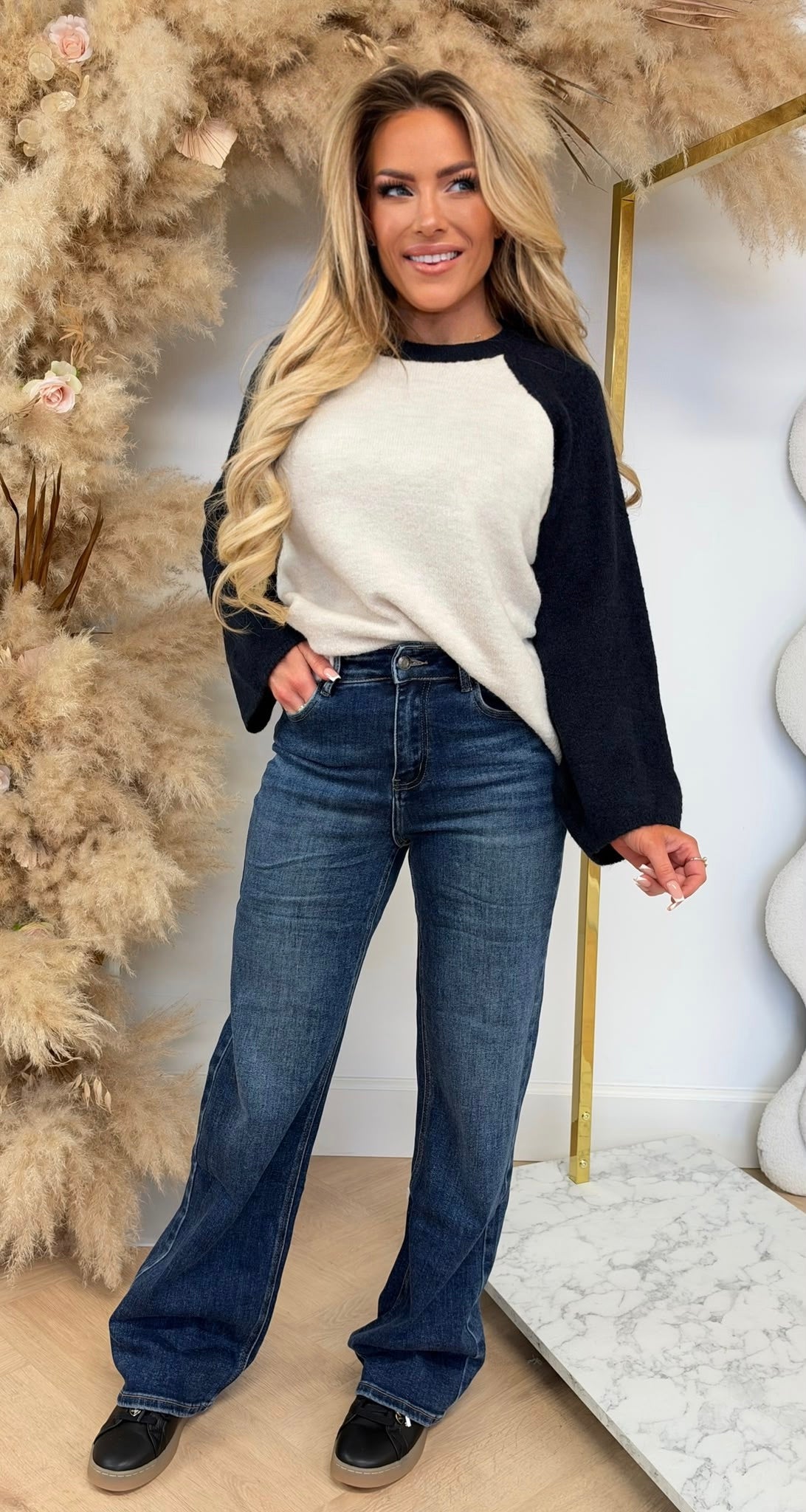 JAMIE WIDE SLEEVE KNIT NAVY