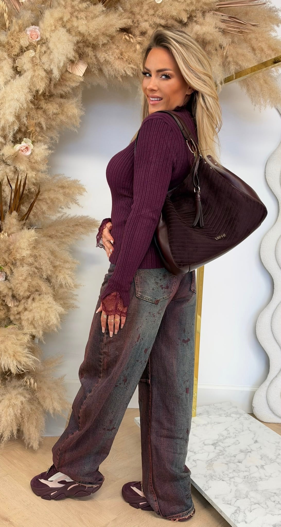 CUTIE LACE TOP 5713 WINE