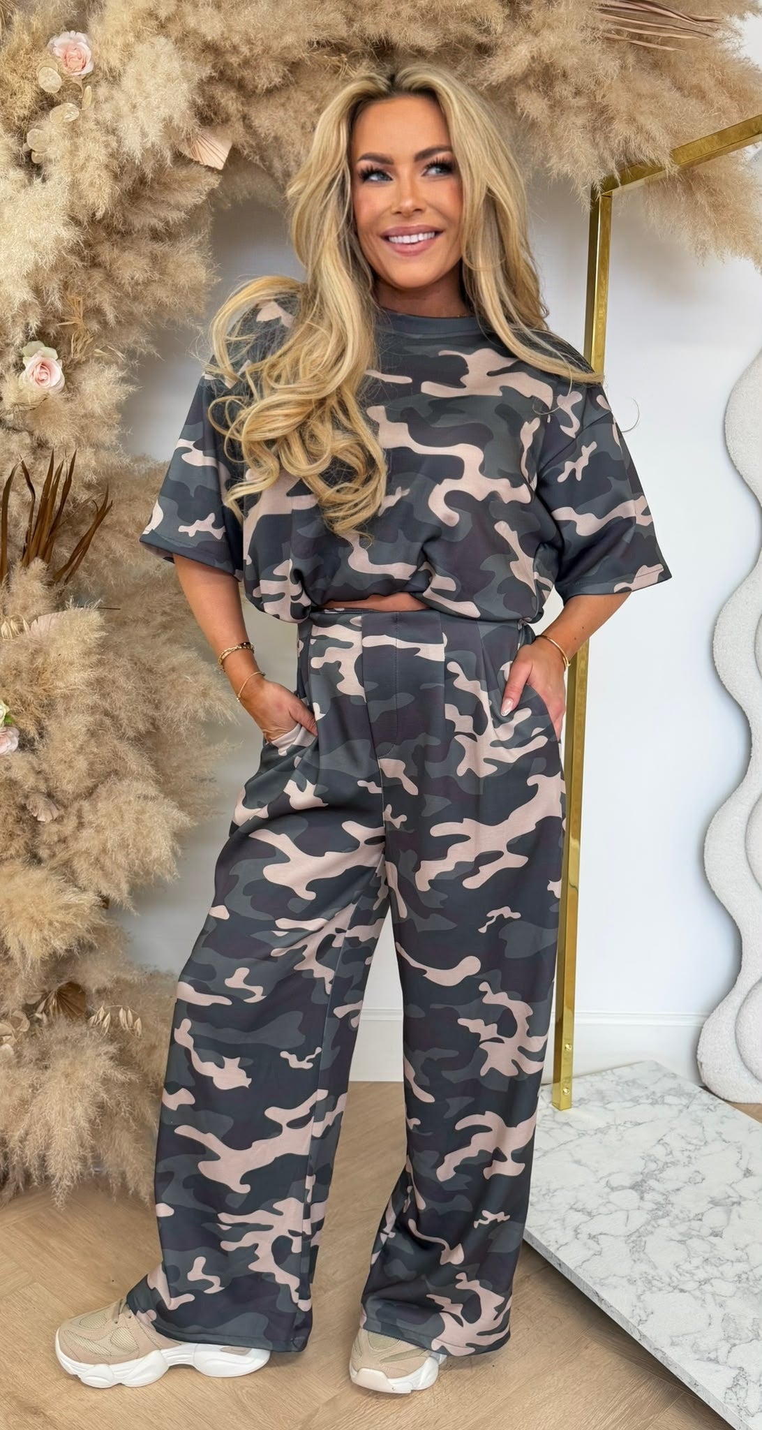 NEW CAMOUFLAGE TWO PIECE SET GREEN