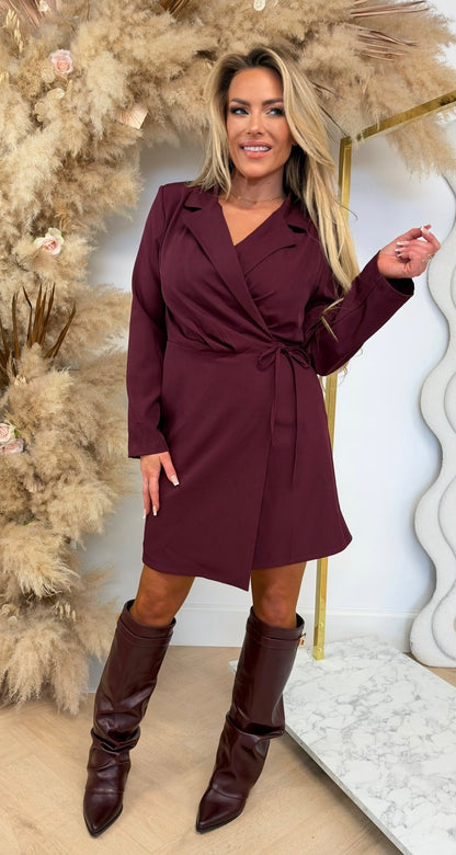 LUCY OMSLAG DRESS BORDEAUX