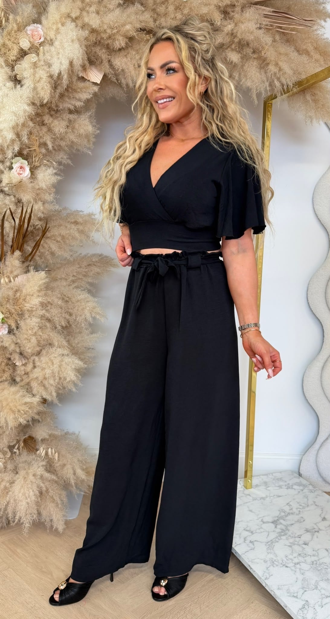 OPEN BACK STRIK SET BLACK