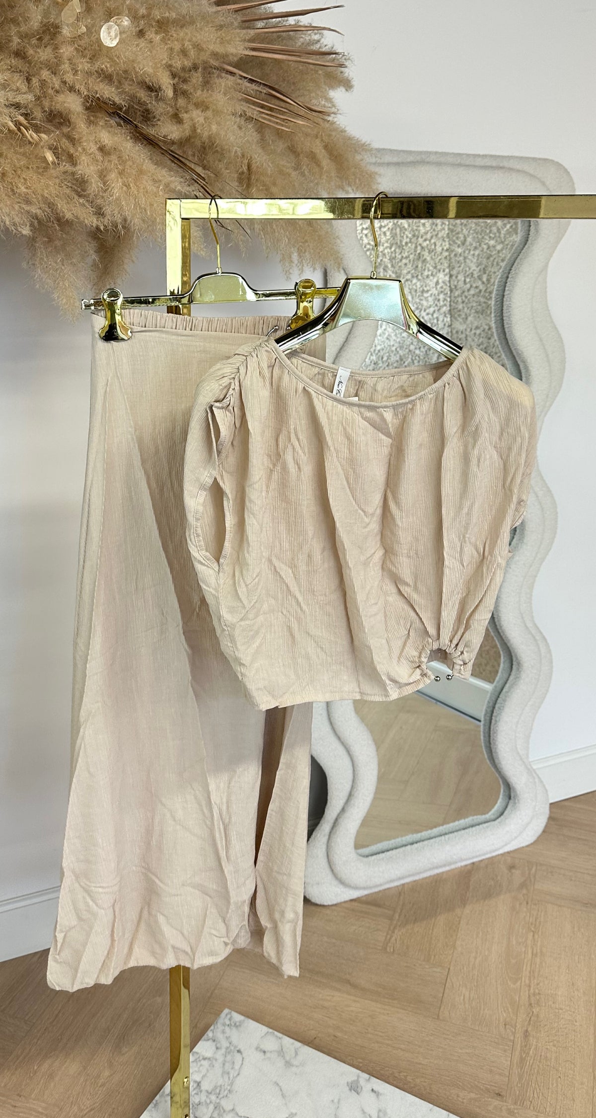FEE DETAIL SET BEIGE