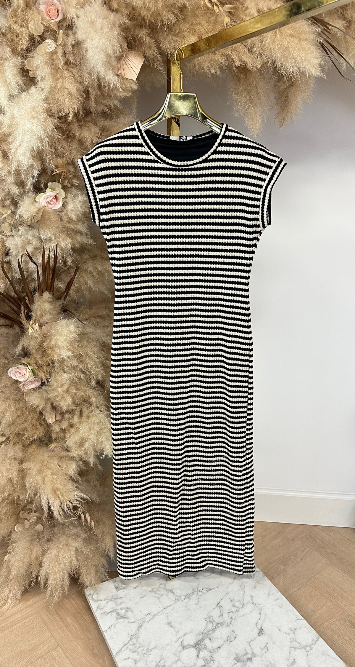 KNITTED STRIPE DRESS BLACK