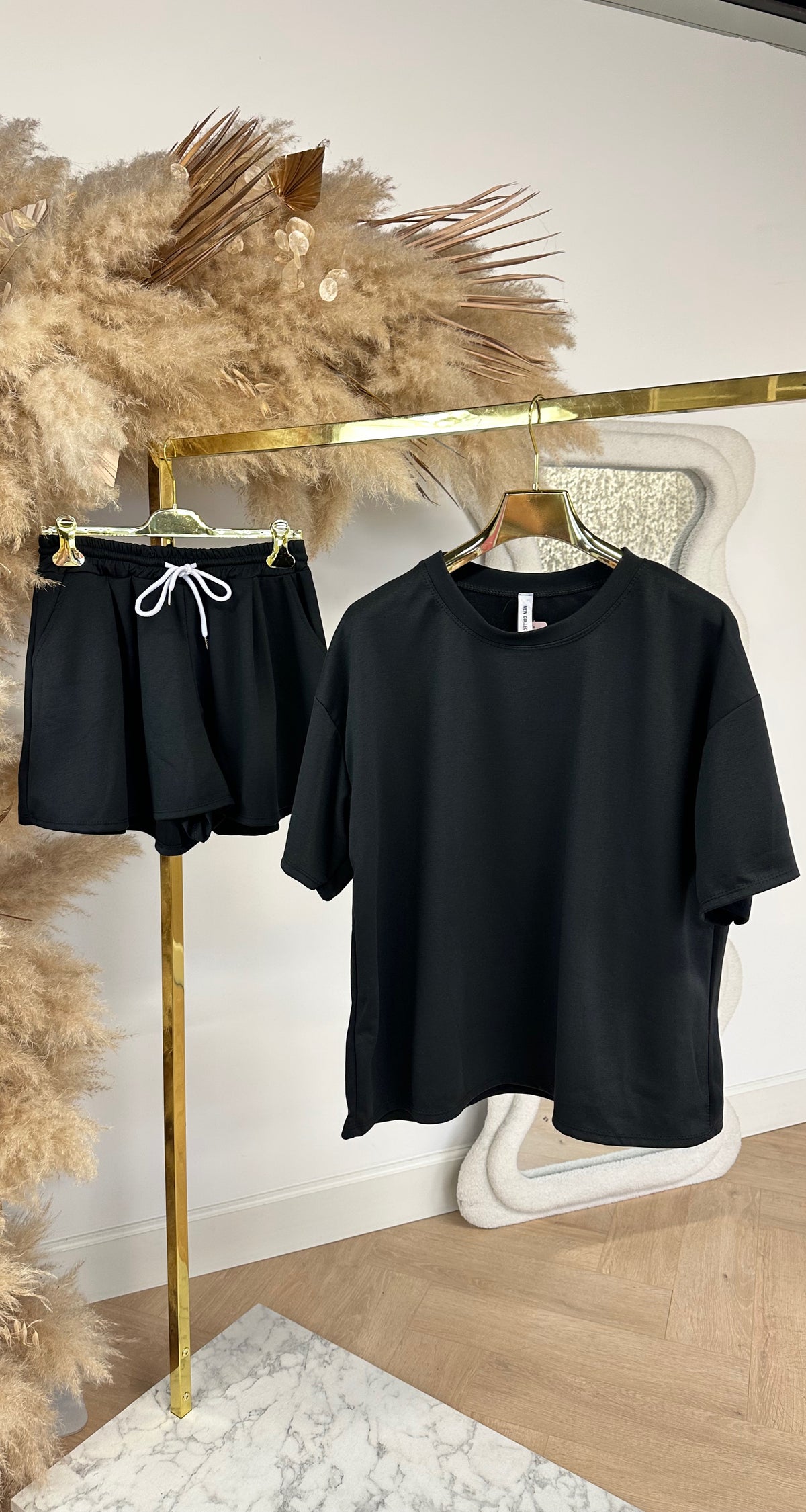 DIAN SETJE BLACK