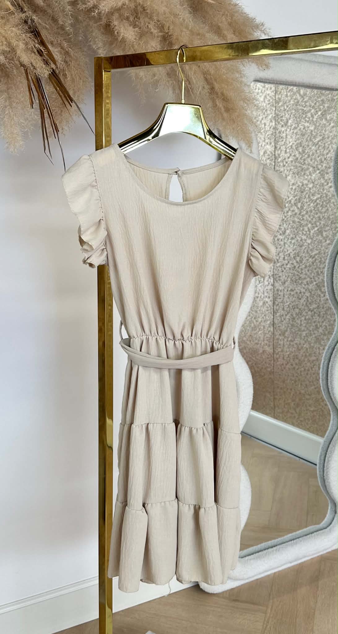 MIMI RUFFLE LUS DRESS BEIGE