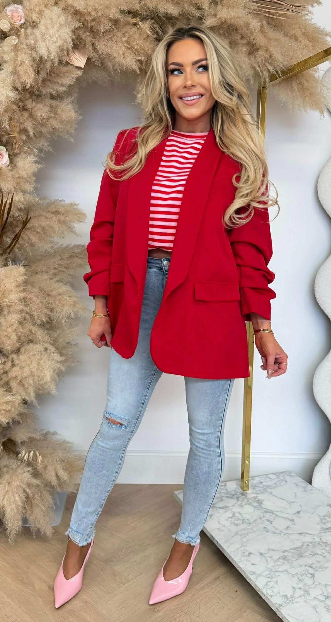NINA OVERSIZED CROPPED ÄRMEL BLAZER ROT