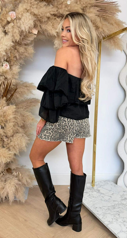 RUFFLE OFF SHOULDER TOP BLACK