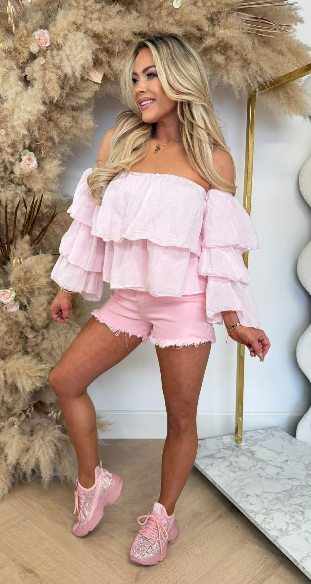 RUFFLE OFF SHOULDER TOP PINK