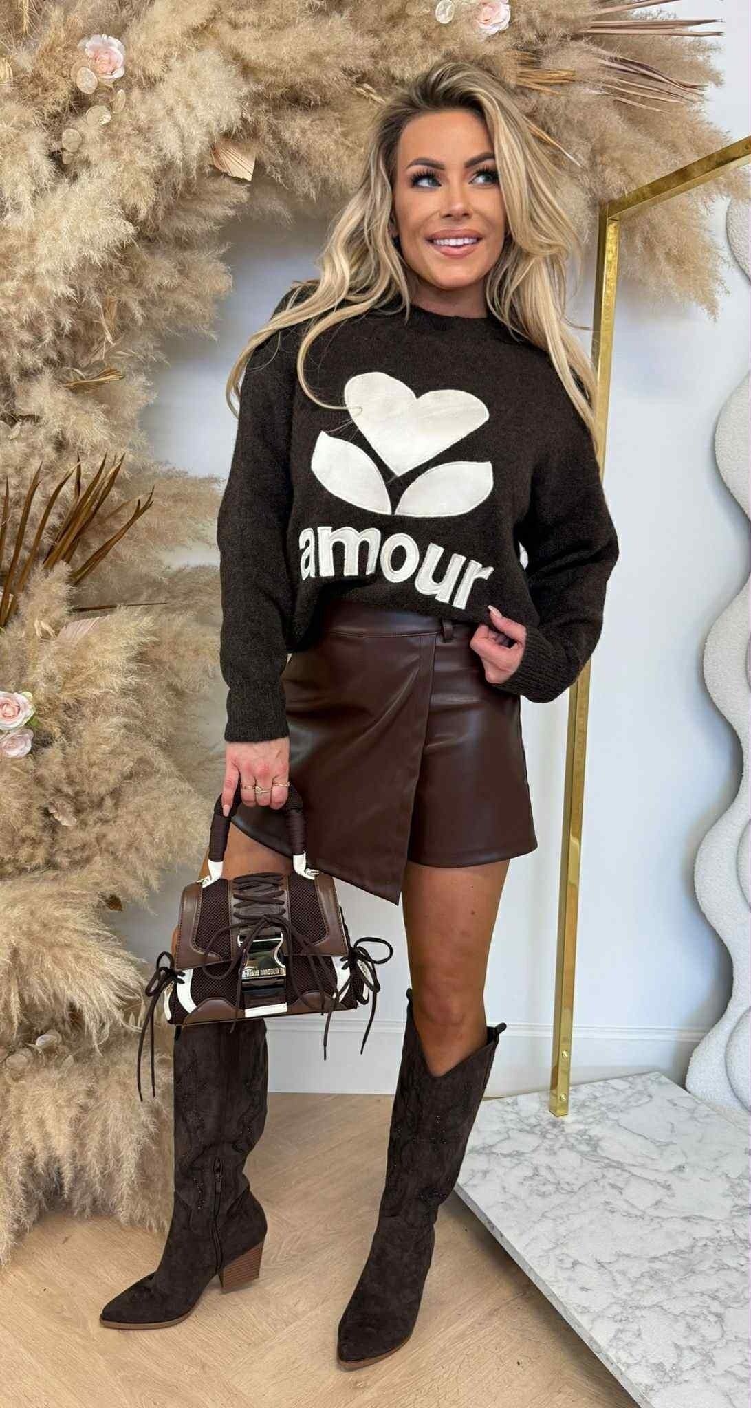 ADI AMOUR SWEAT 725 CHOCO