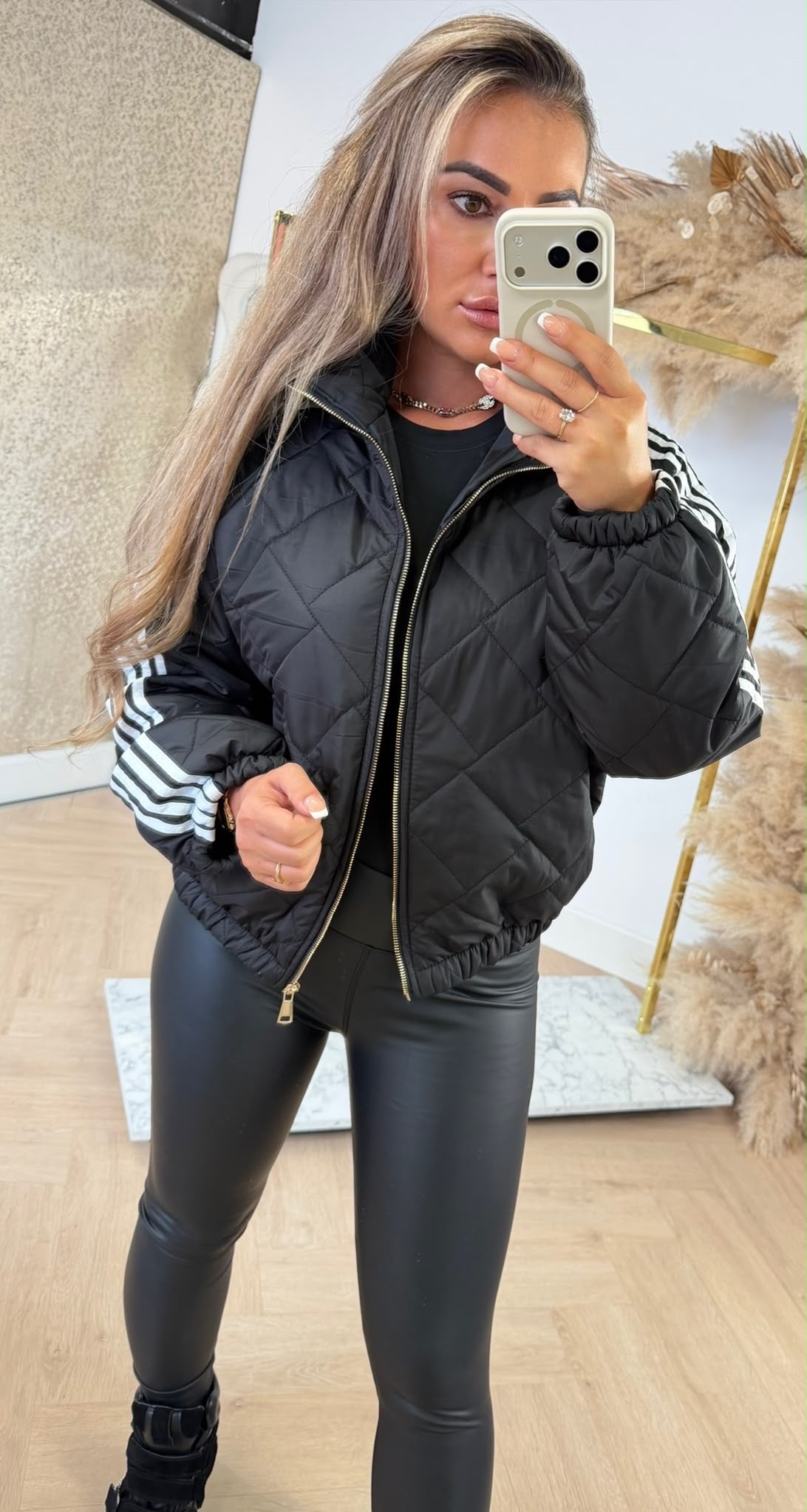 INSPI PUFFER STRIPE JACKET LONGSLEEVE BLACK