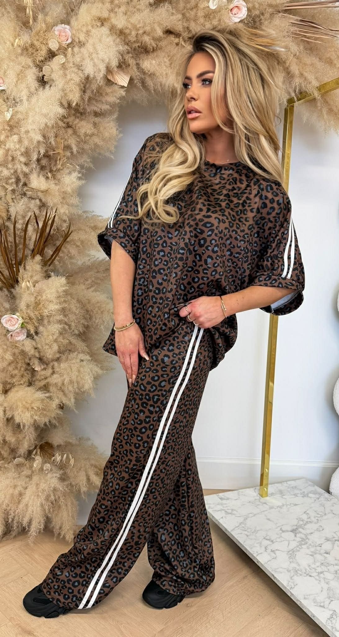 ENSEMBLE ALL OVER LÉOPARD CHOCO