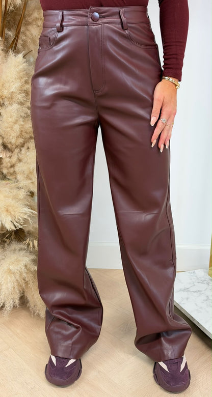 STRAIGHT LEATHER LOOK JEANS 9023-1 BORDEAUX