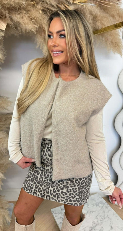 GILET EN FEUTRE BASIQUE BEIGE