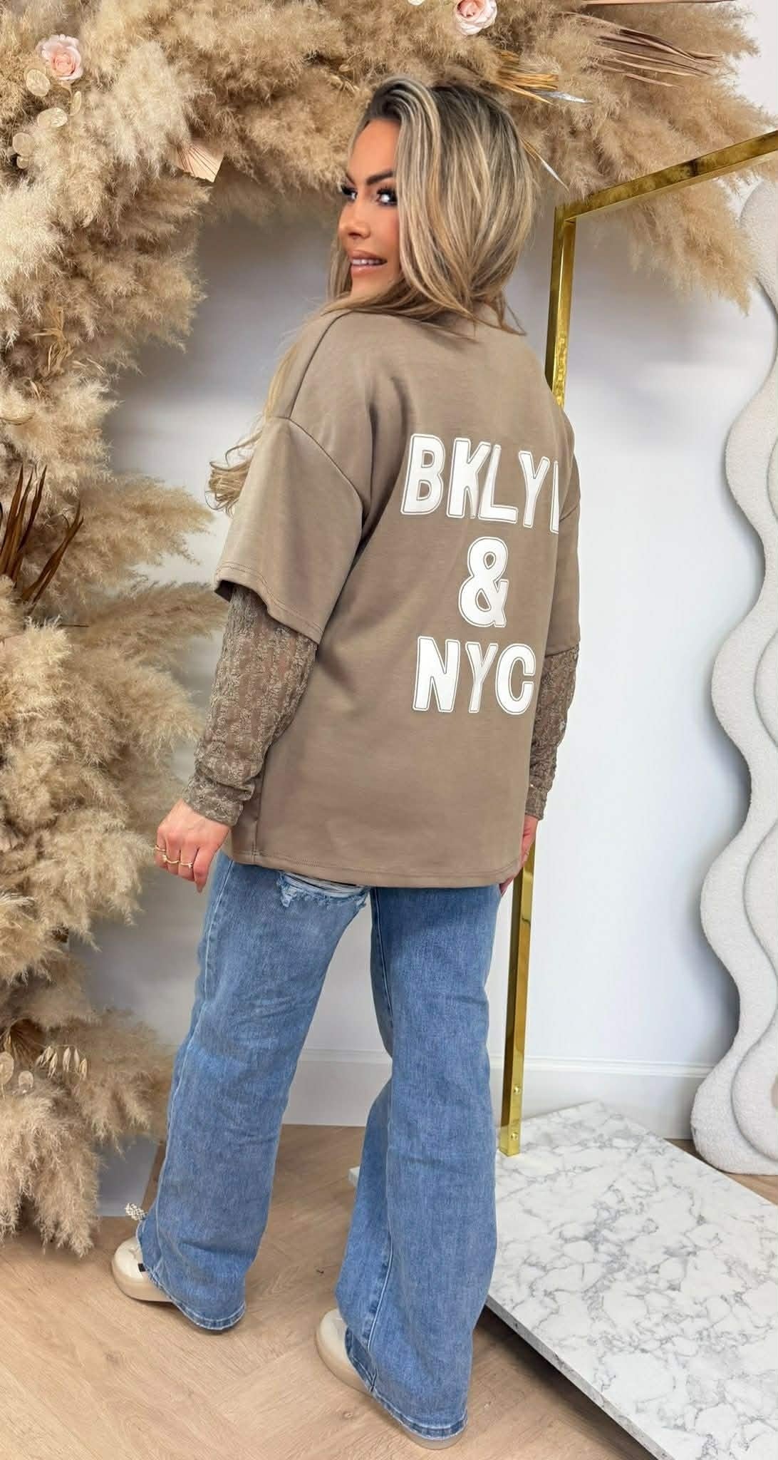 BKLYN &amp; NY LACE TEE TAUPE