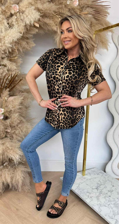 BY SWAN TRAVEL BUTTON BASIC BLUSE 8256 LEOPARD