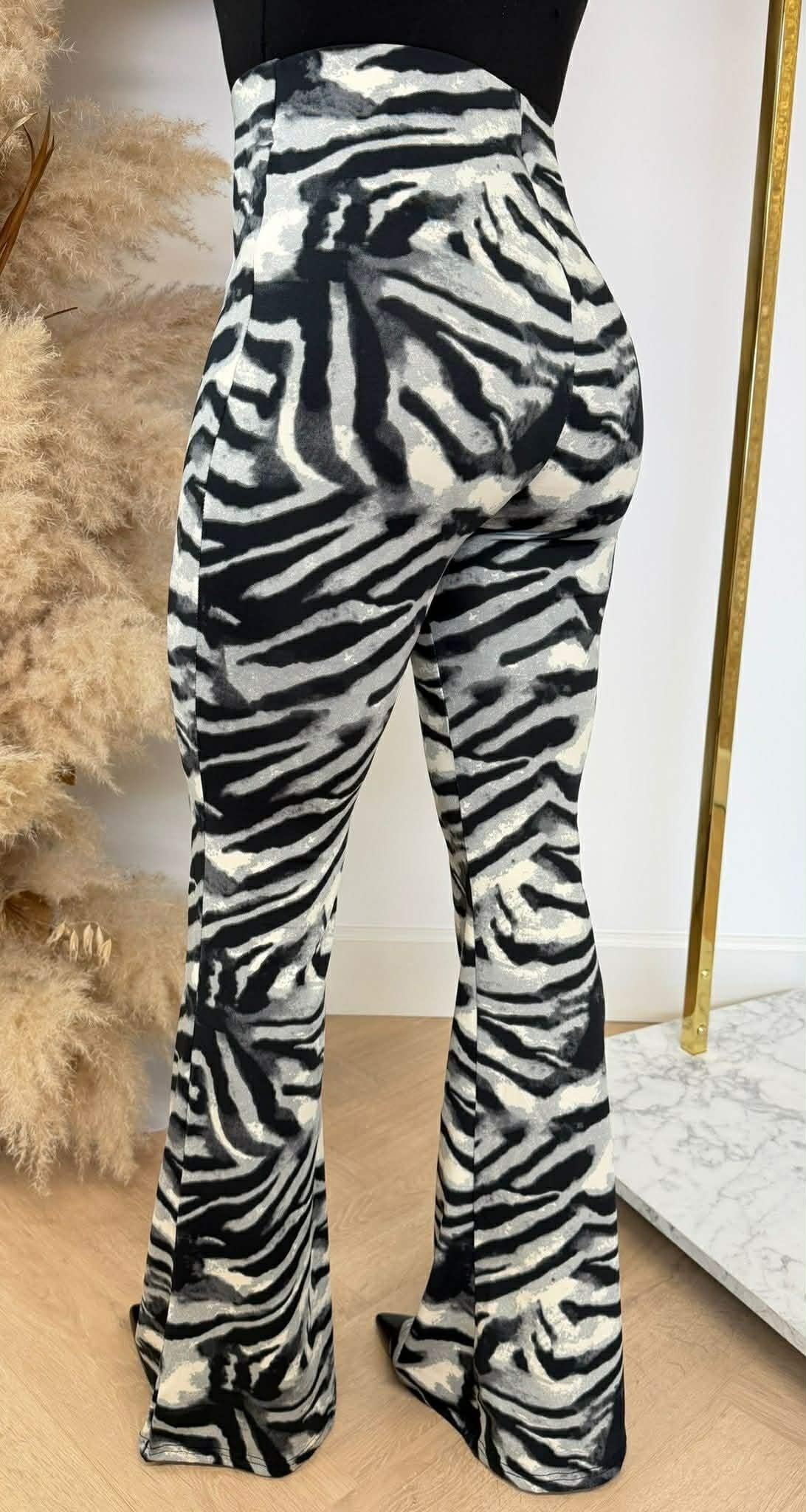 BY SWAN TRAVEL FLAIR PANTS 10167 BLACK/GREY