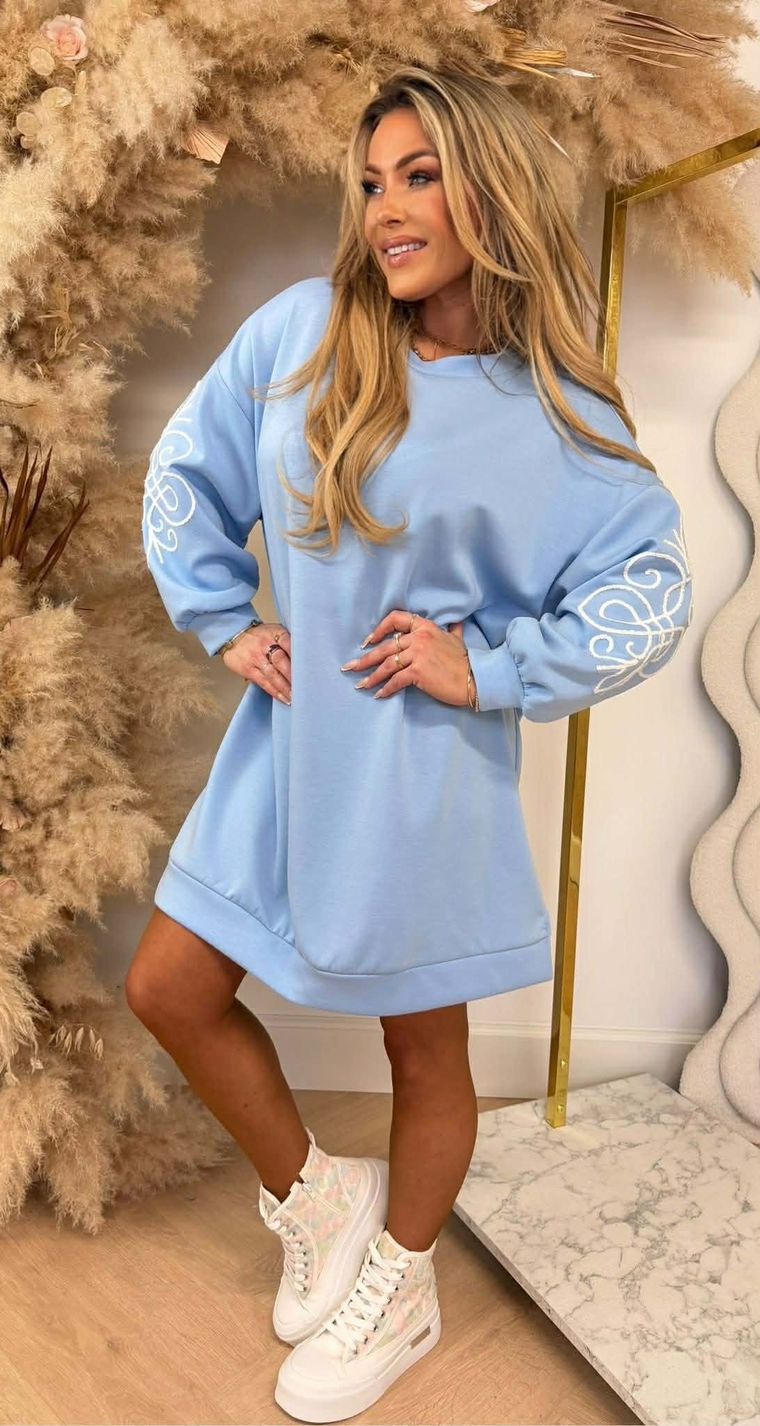 DESIGN LOVE LONG SWEAT ICEBLUE