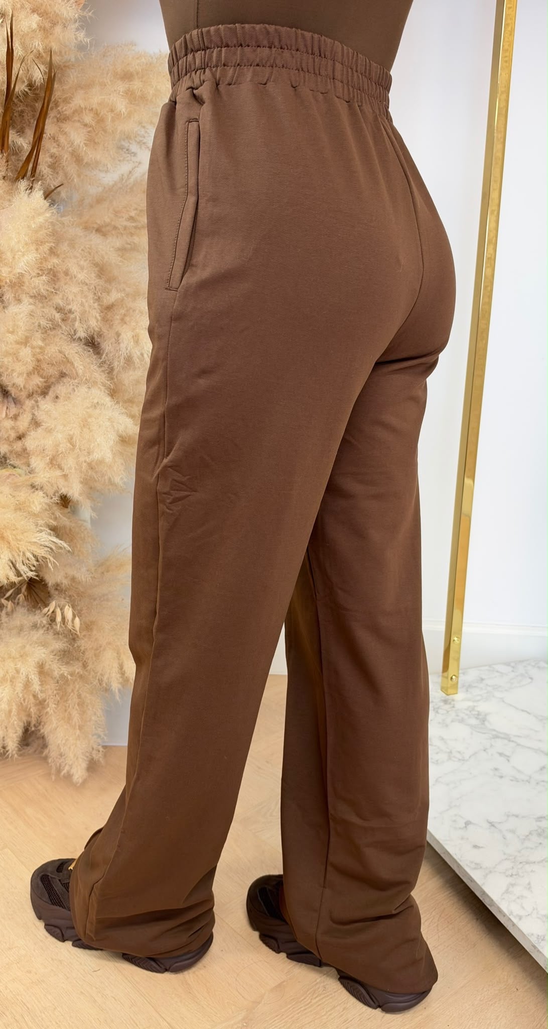 BY SWAN STRAIGHT LEG JOGGER 6169 CHOCO