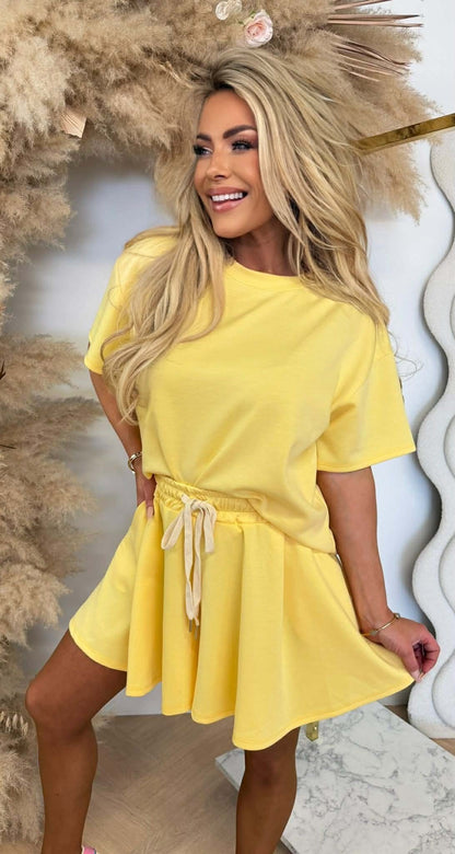 DIAN SETJE YELLOW