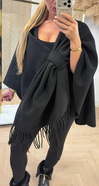 MUSTHAVE BASIC PONCHO BLACK