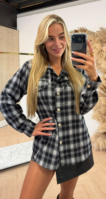 CHRISTINA OVERSIZED RUITJES BLOUSE BLACK