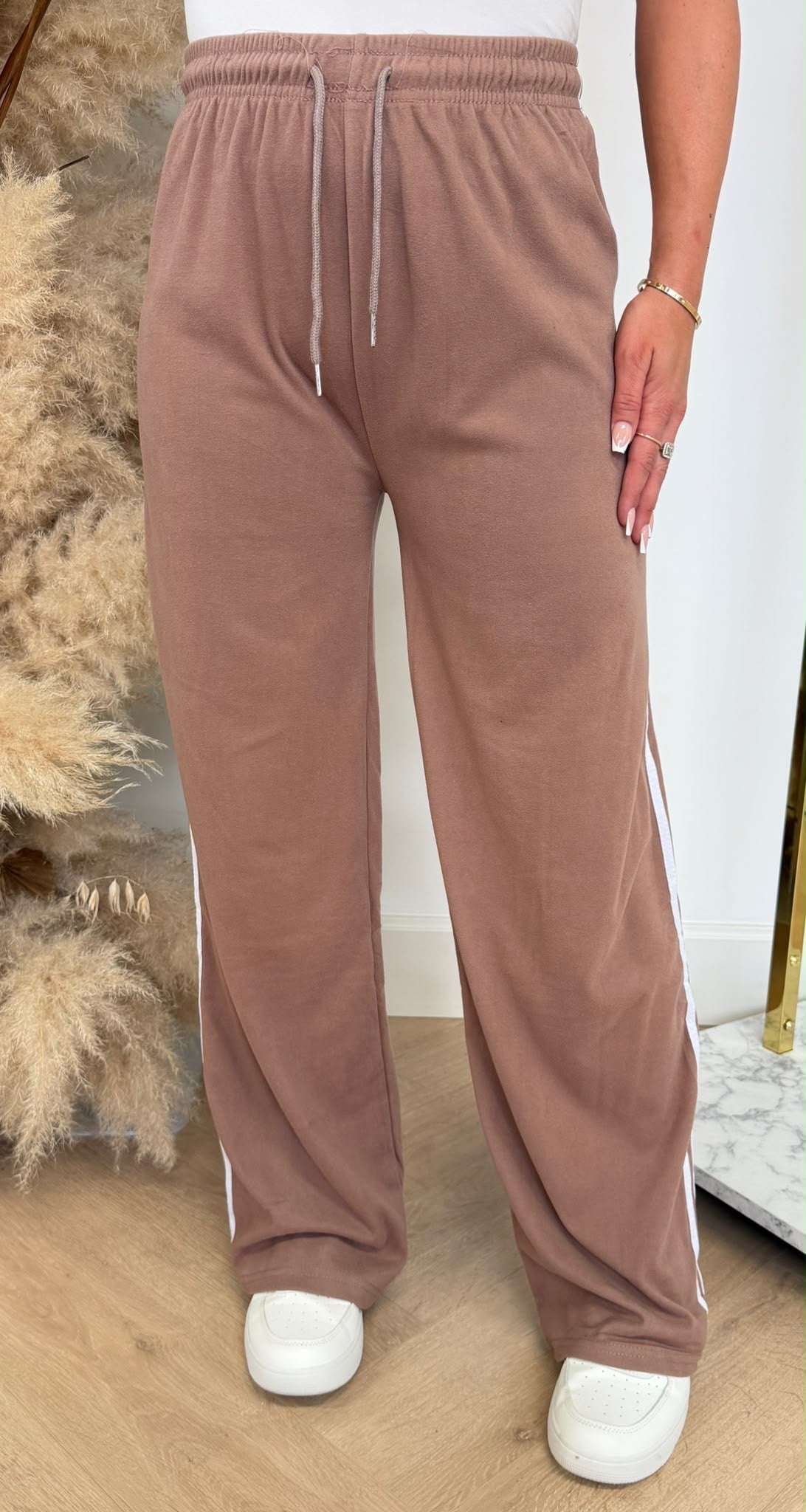 SUPER SOFT STRAIGHT LEG PANTS 1909 NUDE
