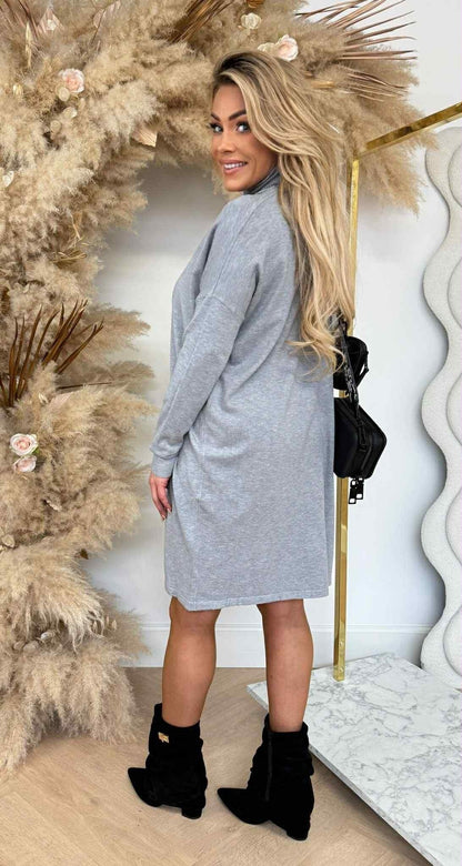 KAYLLA OVERSIZED ROLKRAGENKLEID 9815 GRAU