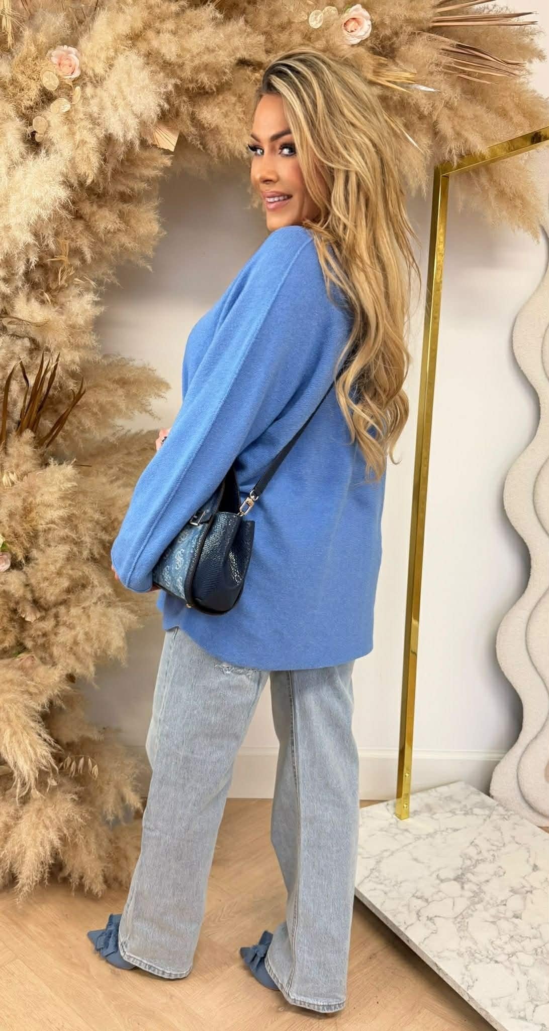 KIMMY SOFT LONG TOP BLUE