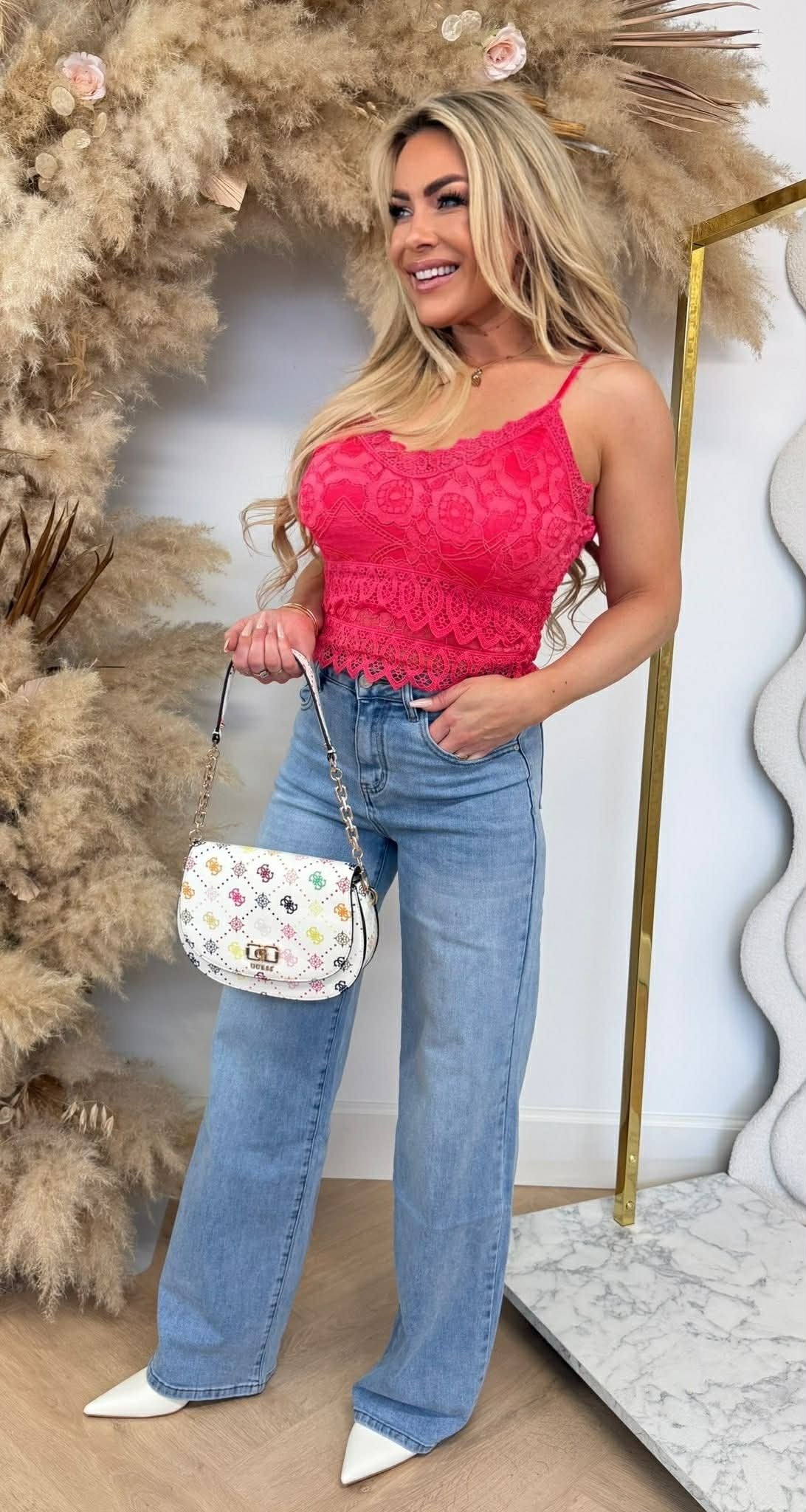 TOP EN DENTELLE FUCHSIA