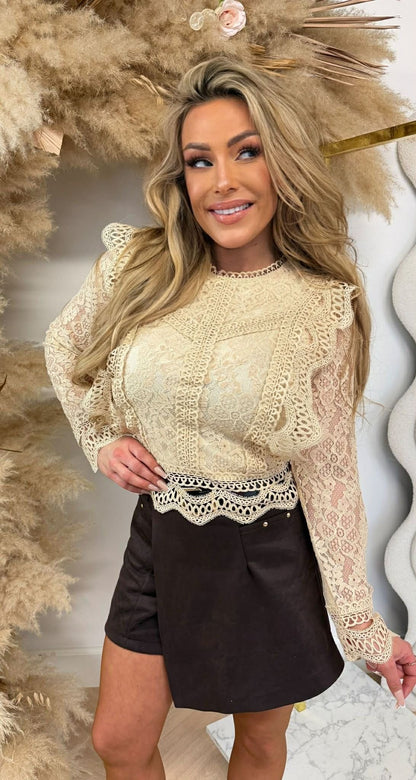 HAUT À VOLANTS EN DENTELLE 8840 BEIGE