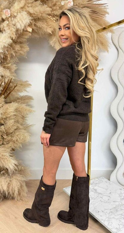 L&