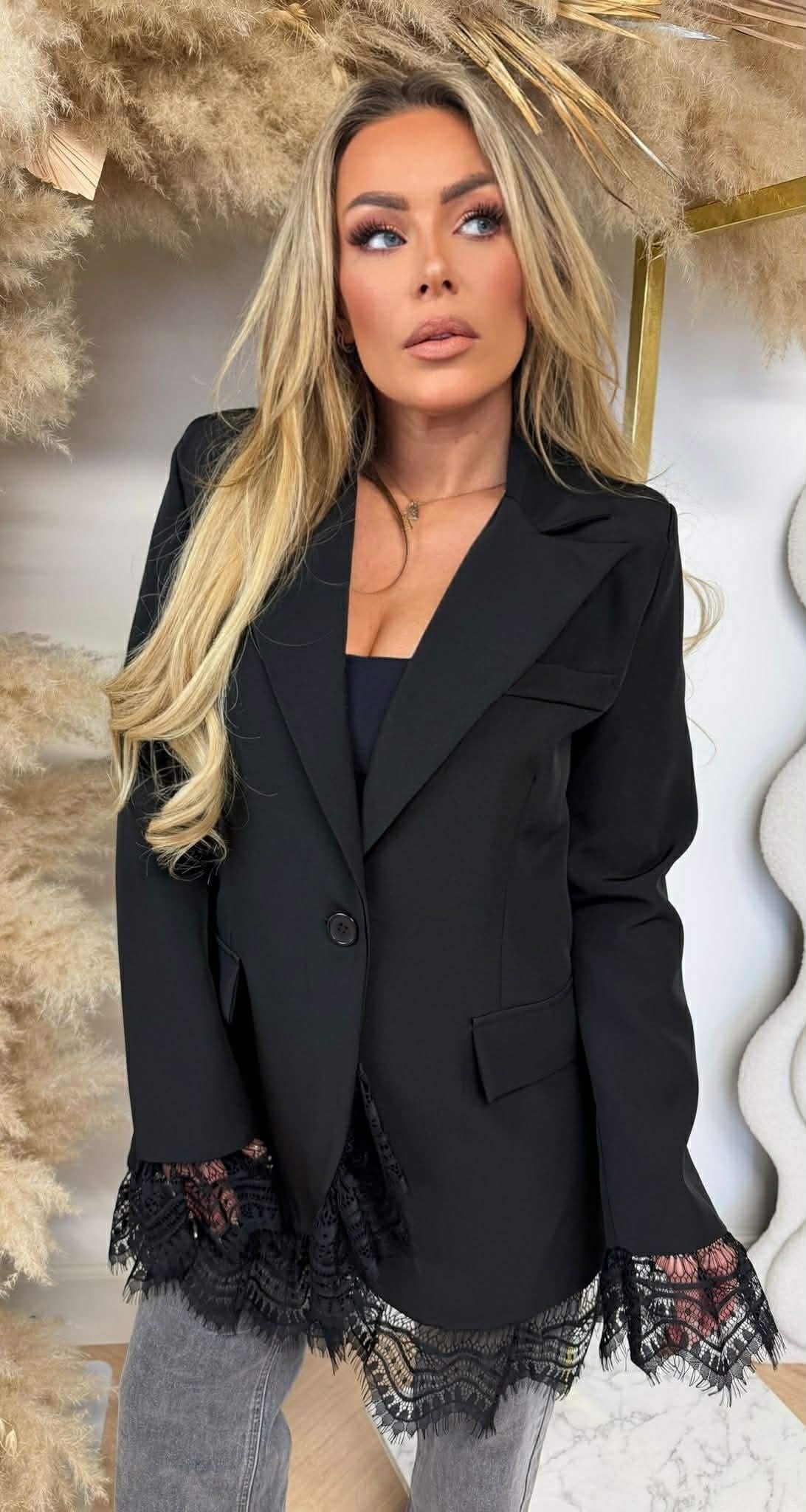 LARA LACE BLAZER SCHWARZ
