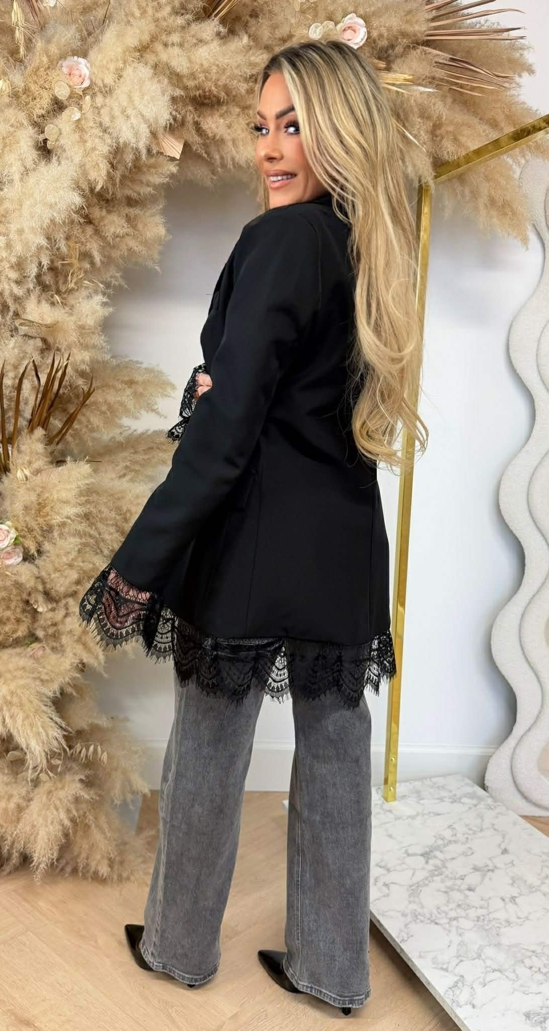 LARA LACE BLAZER SCHWARZ