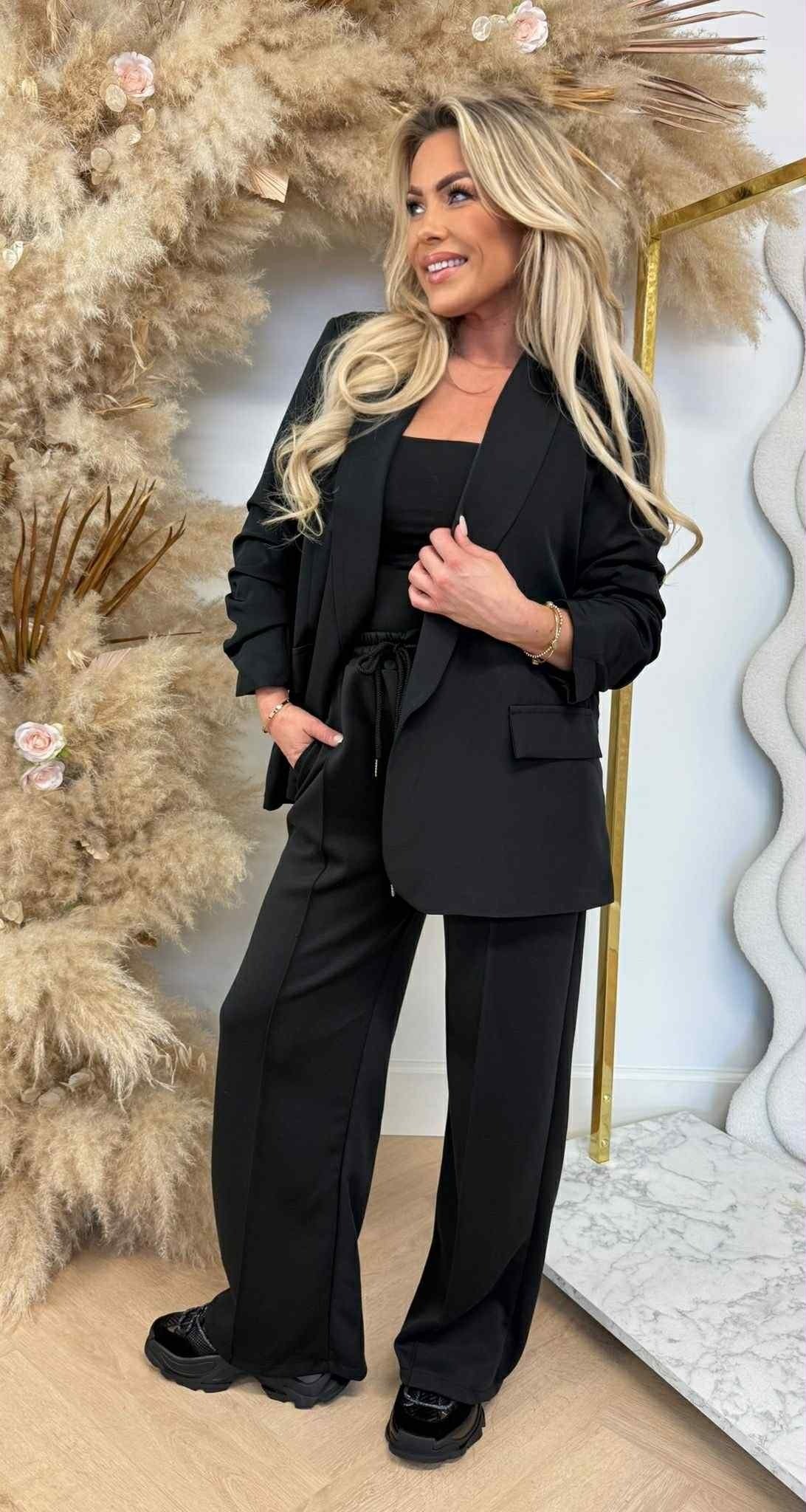 LEA CROPPED MOUW BLAZER BLACK