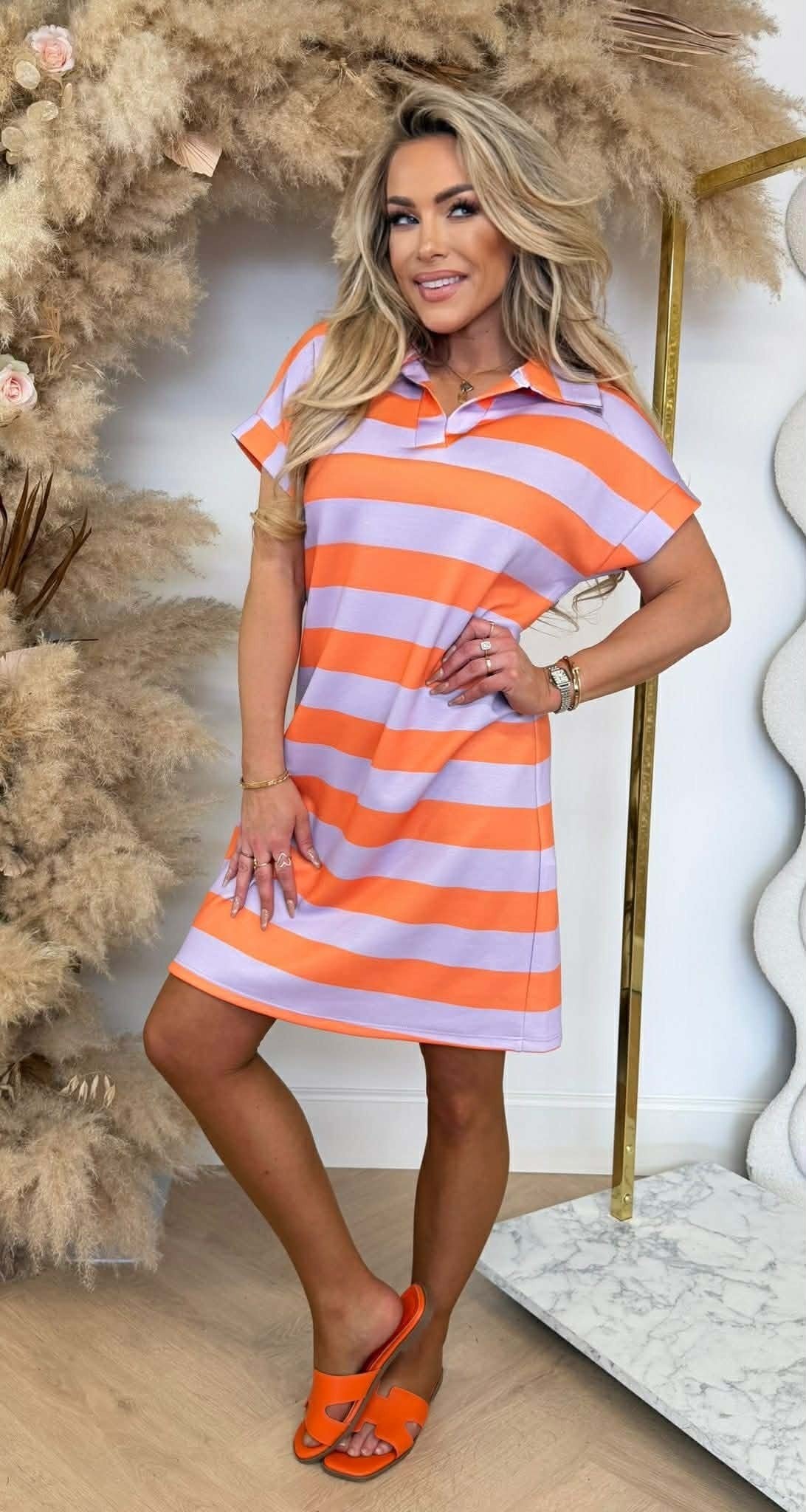 LIEKE KRAAG STREEP DRESS ORANGE