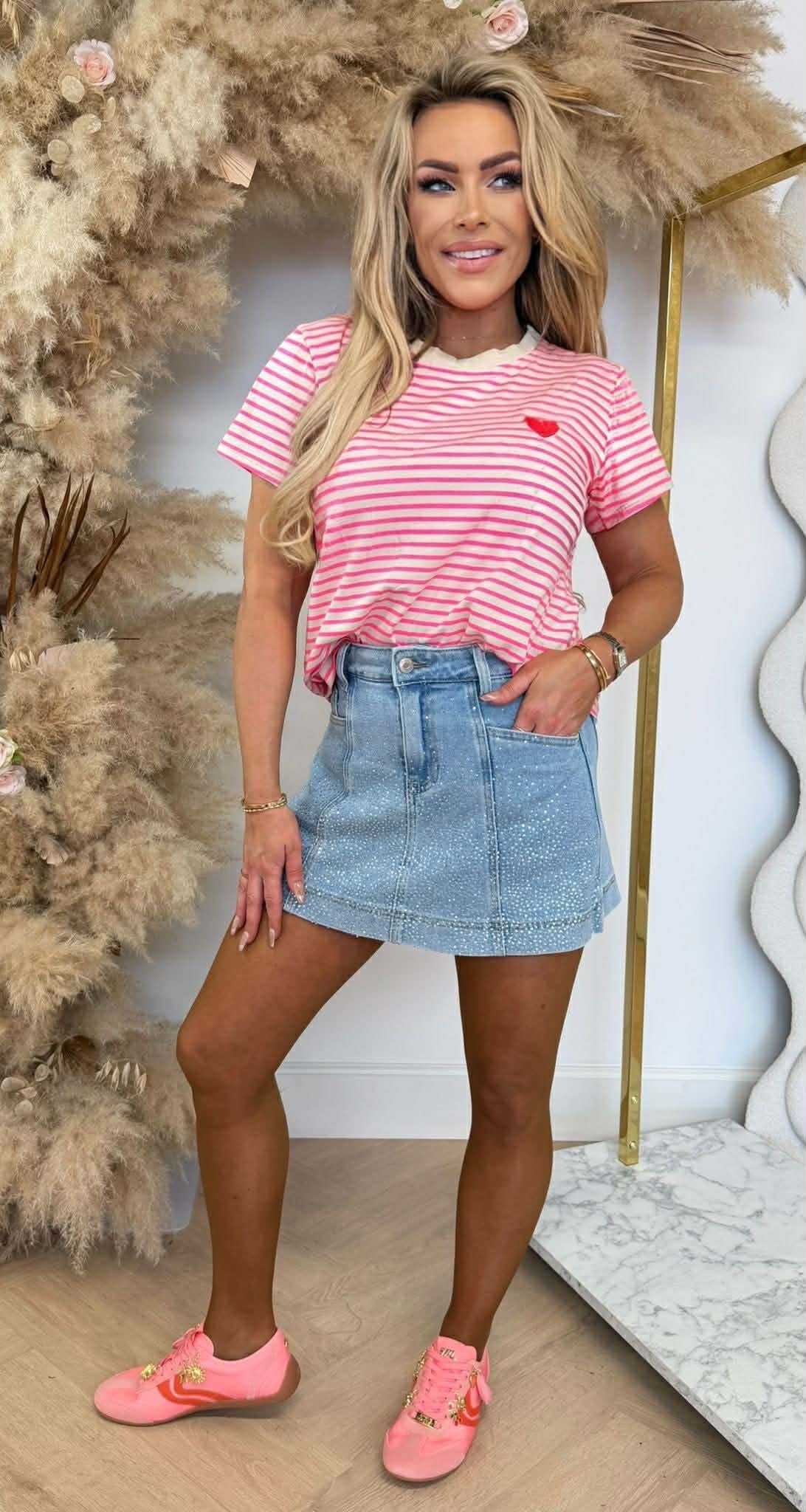 KLEINES HERZ GESTREIFTES SHIRT NEONPINK