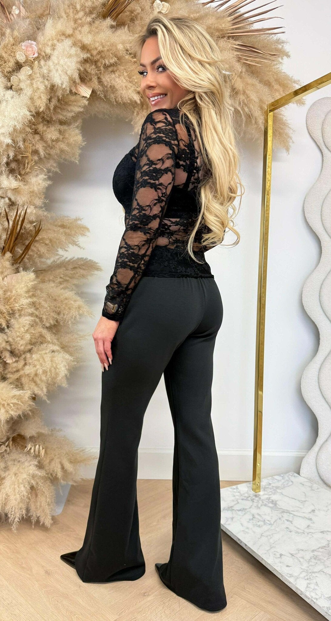 MESH SPITZEN-TOP *L* SCHWARZ
