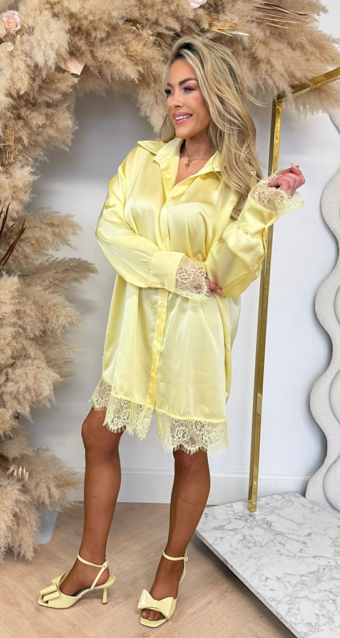 MILA SATIN LACE BLOUSE LONG YELLOW