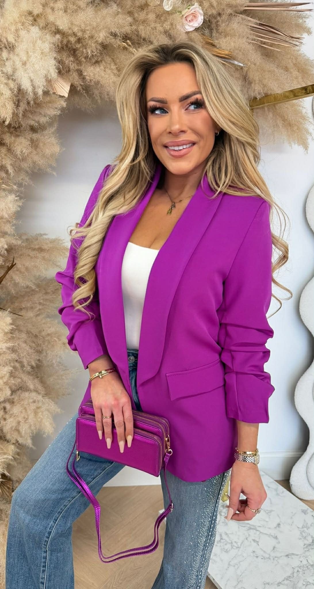 MUSTHAVE CROPPED ÄRMEL BLAZER AUBERGINE
