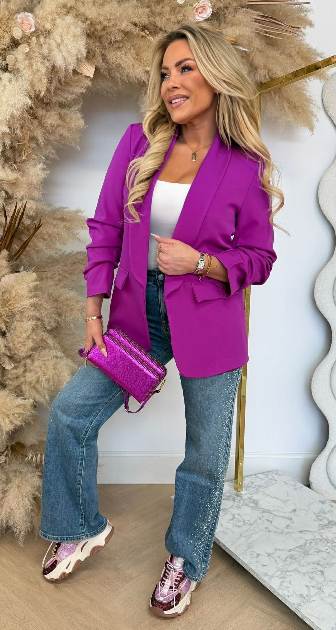 MUSTHAVE CROPPED ÄRMEL BLAZER AUBERGINE