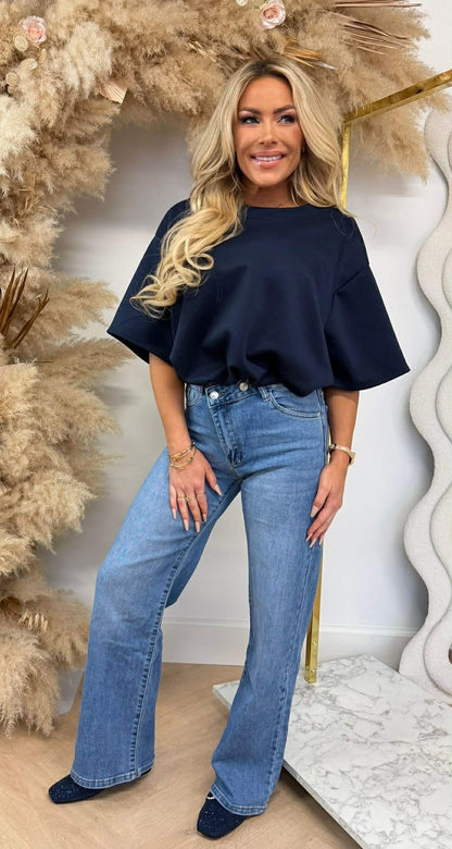 MÜFFELIGES KURZES TOP MARINEBLAU